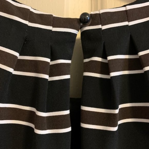 White House Black Market Size 2 Dress Black Stripe Sleeveless Elastic Blouson - Picture 5 of 6